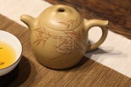 《竹子秦權(quán)》宜興本山段紫砂壺純手工秦權(quán)茶壺茶具