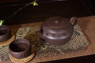 《大口壺》宜興紫砂壺助理工藝美術(shù)師手工刻繪茶壺茶具紫泥