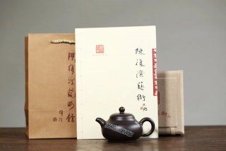 《長(zhǎng)樂(lè)》紫砂壺中國(guó)工藝美術(shù)大師全手工純制壺黑泥