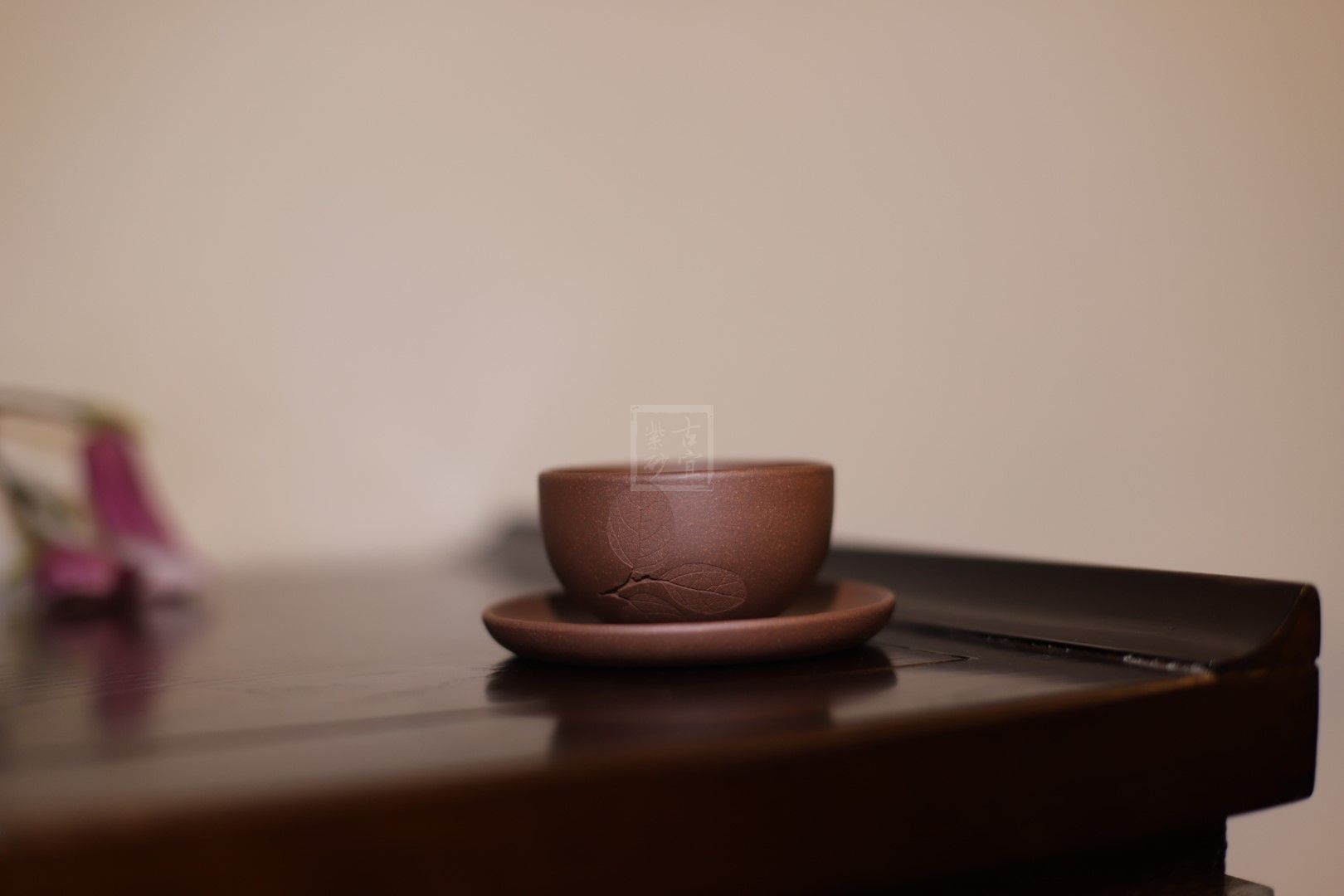 《宜興紫砂品茗杯》宜興紫砂壺純手工紫砂中壺茶具泡茶壺